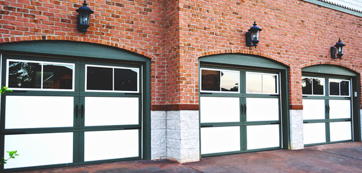 overhead garage door maintenance in Huntington Park