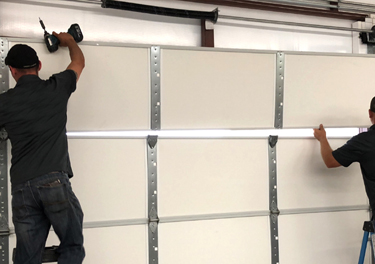 overhead garage door repair in Huntington Park